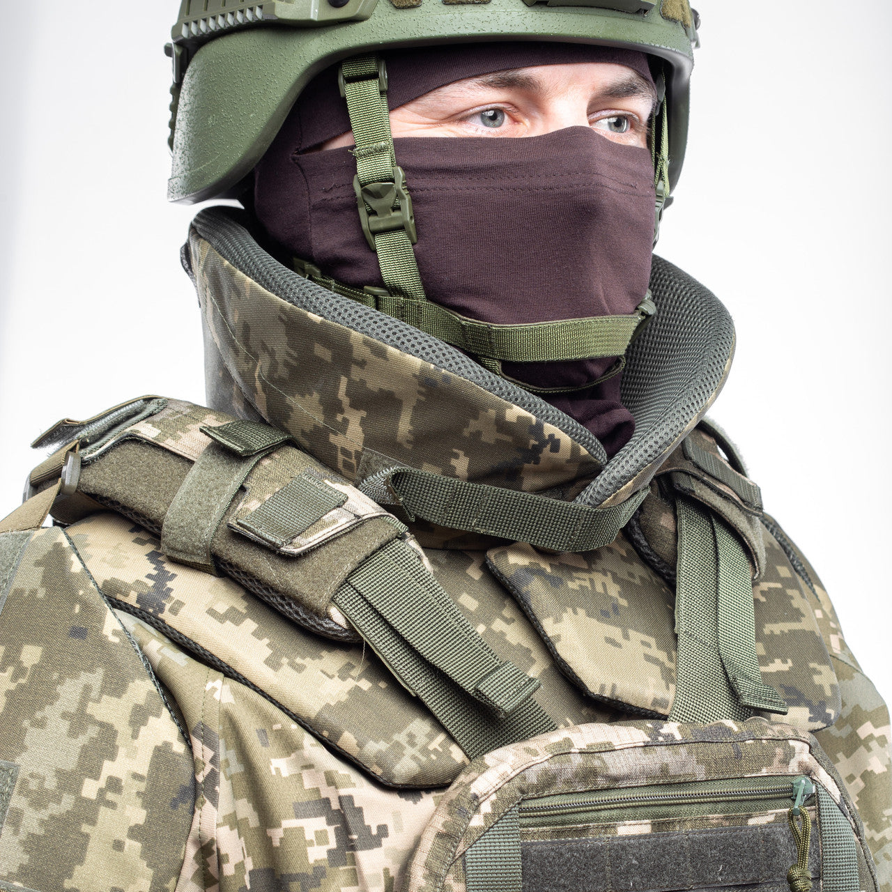 BROTHERHOOD Ballistiskais kakla aizsardzības modulis — 2. klase
